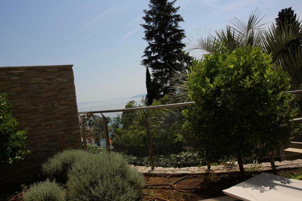 Deluxe Apartment Volosko Opatija Exterior photo